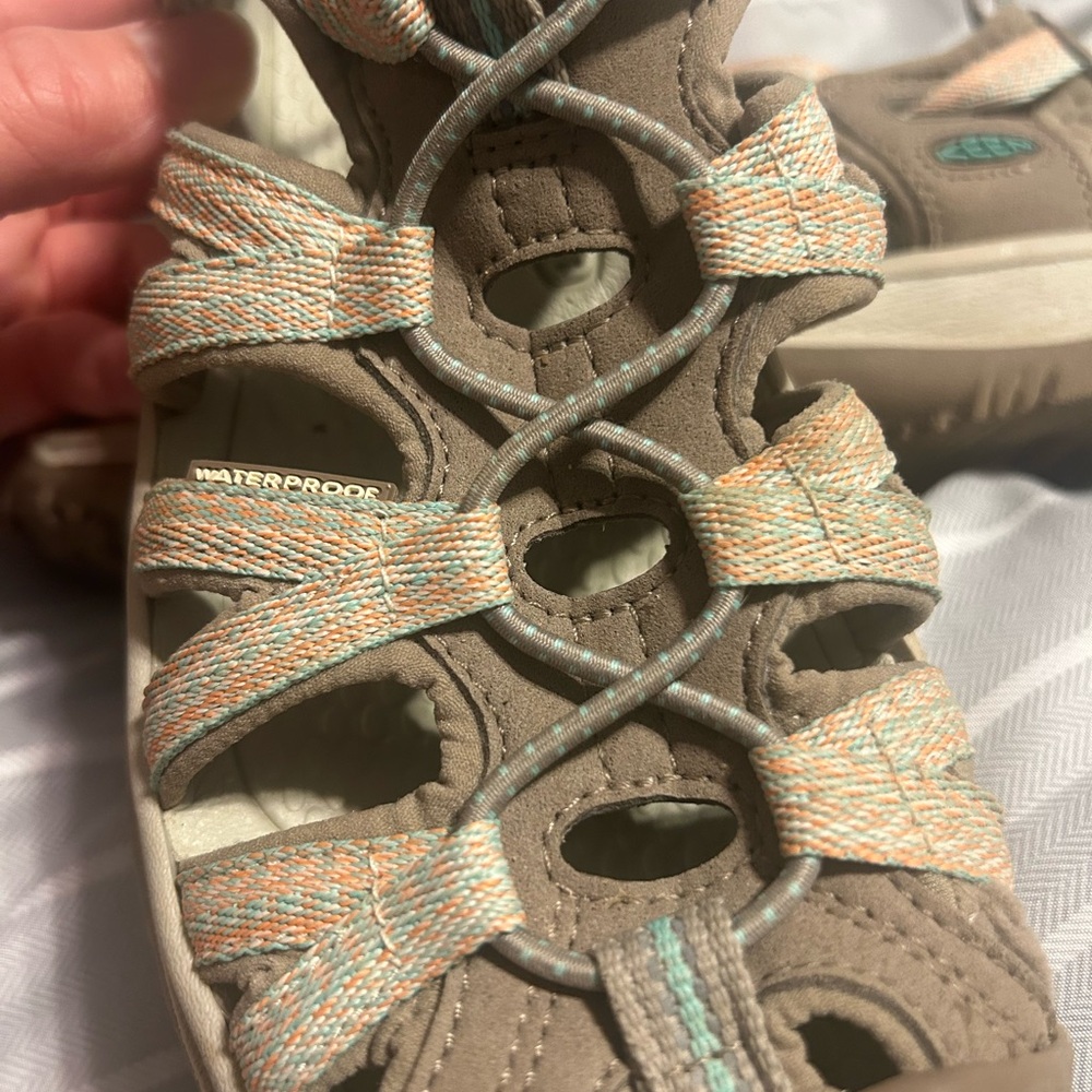 Keen Taupe Coral Women’s Whisper Waterproof Sandals - Picture 7 of 8
